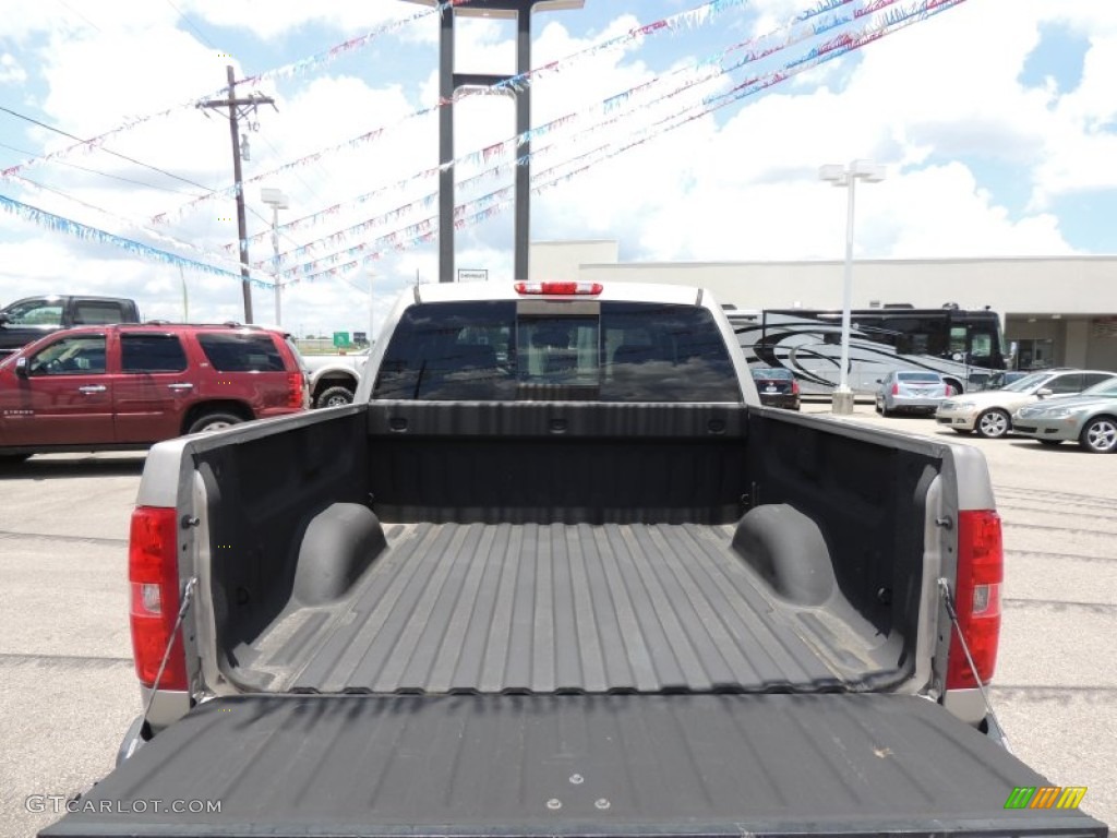 2008 Silverado 1500 Z71 Crew Cab 4x4 - Silver Birch Metallic / Light Titanium/Dark Titanium photo #4