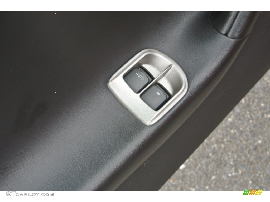 2009 Pontiac Solstice Roadster Controls Photo #81783838