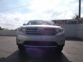 2013 Classic Silver Metallic Toyota Highlander SE  photo #2