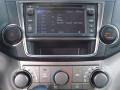 2013 Classic Silver Metallic Toyota Highlander SE  photo #12