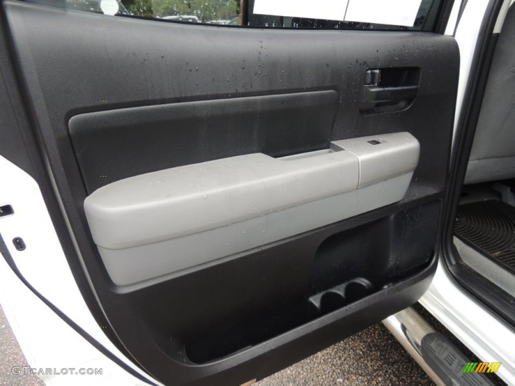 2008 Tundra SR5 CrewMax - Super White / Graphite Gray photo #7