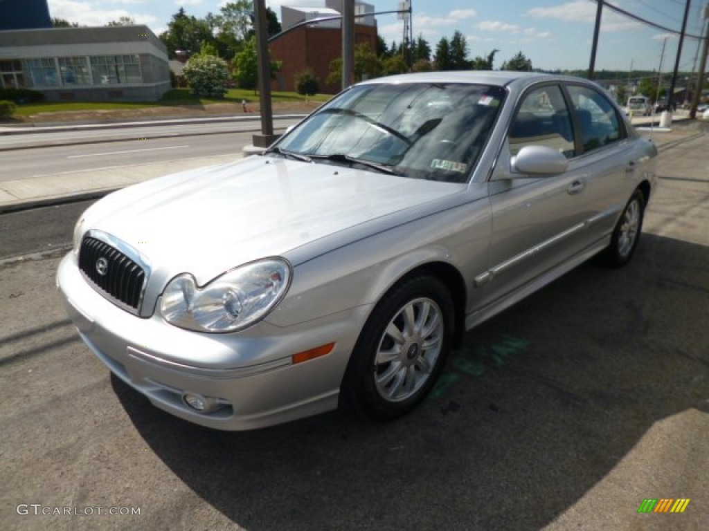 2004 Sonata V6 - Brilliant Silver / Black photo #3