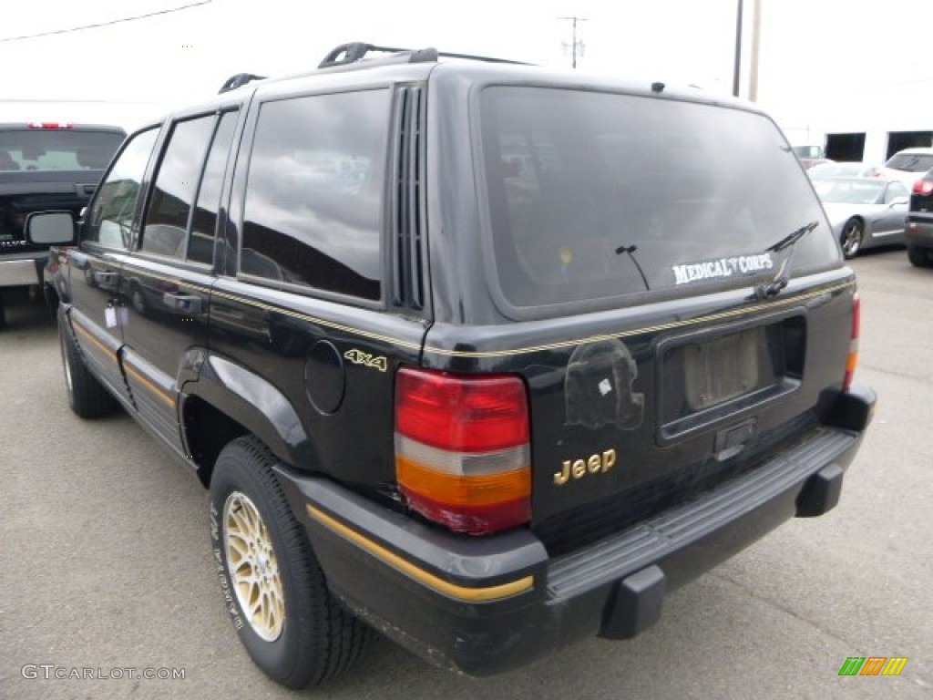 1995 Grand Cherokee Limited 4x4 - Black / Tan photo #4