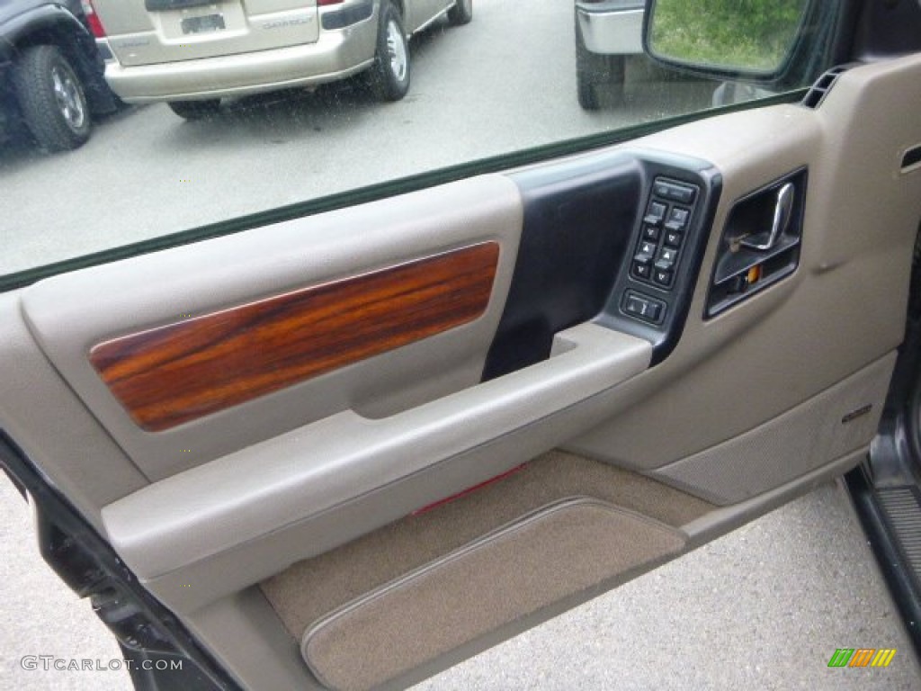 1995 Grand Cherokee Limited 4x4 - Black / Tan photo #10