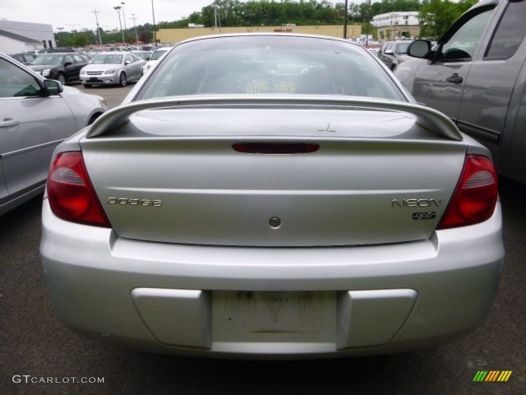 2003 Neon SXT - Bright Silver Metallic / Dark Slate Gray photo #3