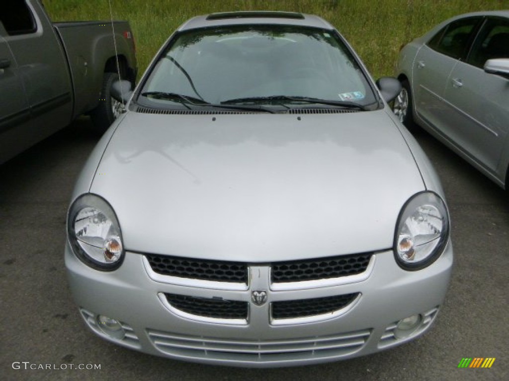 2003 Neon SXT - Bright Silver Metallic / Dark Slate Gray photo #6