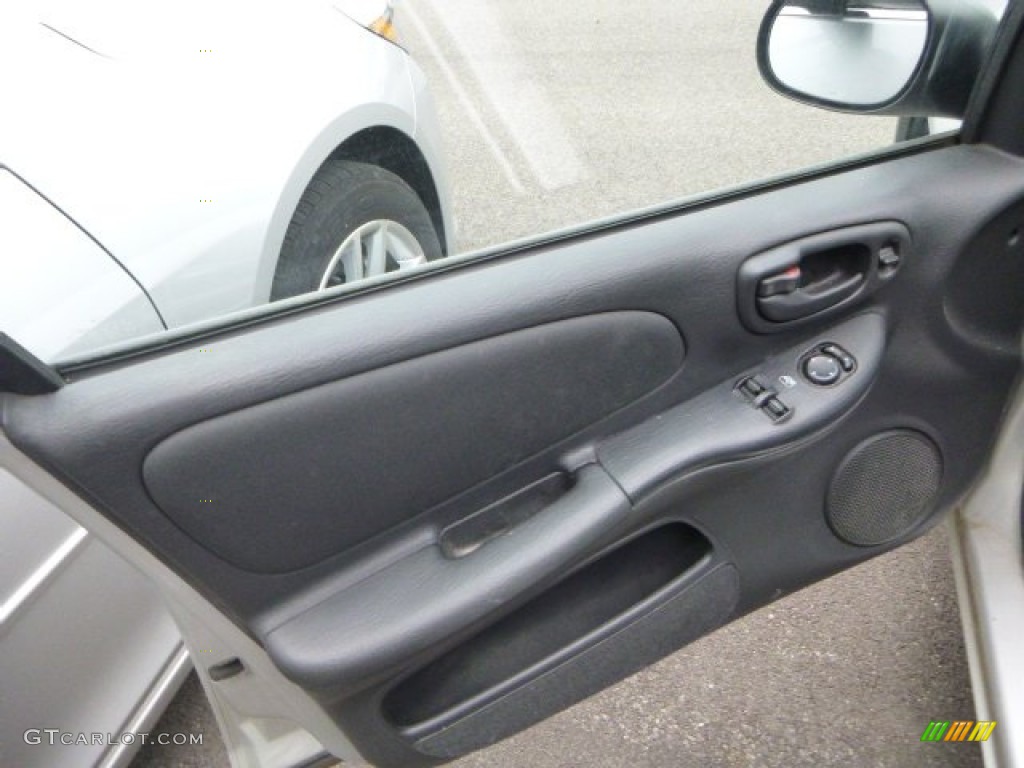 2003 Dodge Neon SXT Door Panel Photos