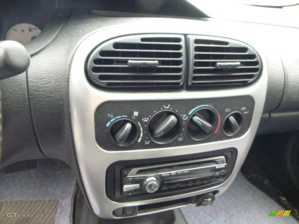 2003 Dodge Neon SXT Controls Photos