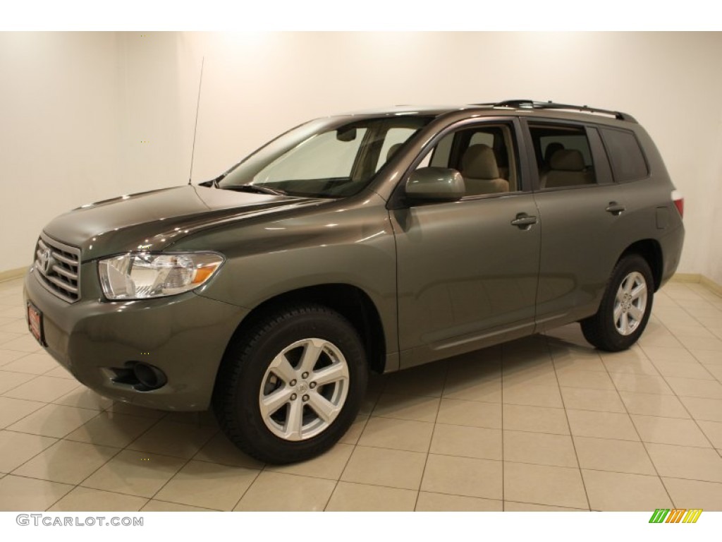 2010 Highlander V6 4WD - Cypress Green Pearl / Sand Beige photo #3