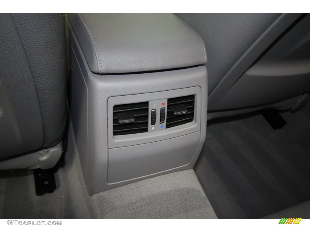 2011 3 Series 335i Sedan - Blue Water Metallic / Gray Dakota Leather photo #28