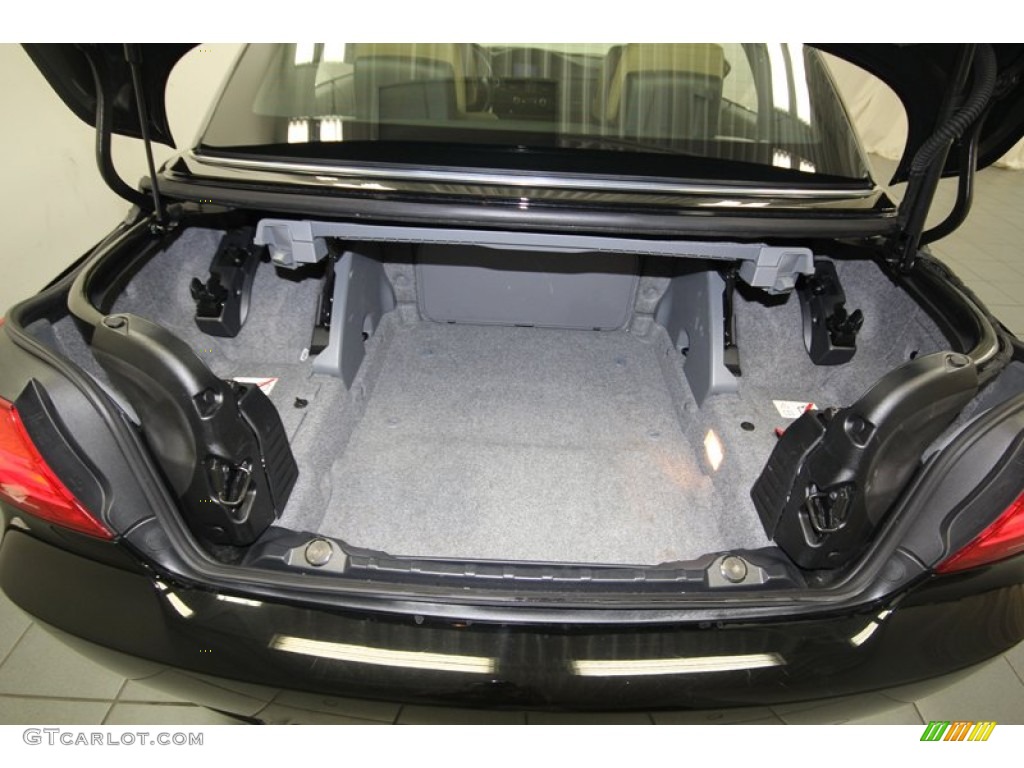 2011 BMW M3 Convertible Trunk Photo #81797588