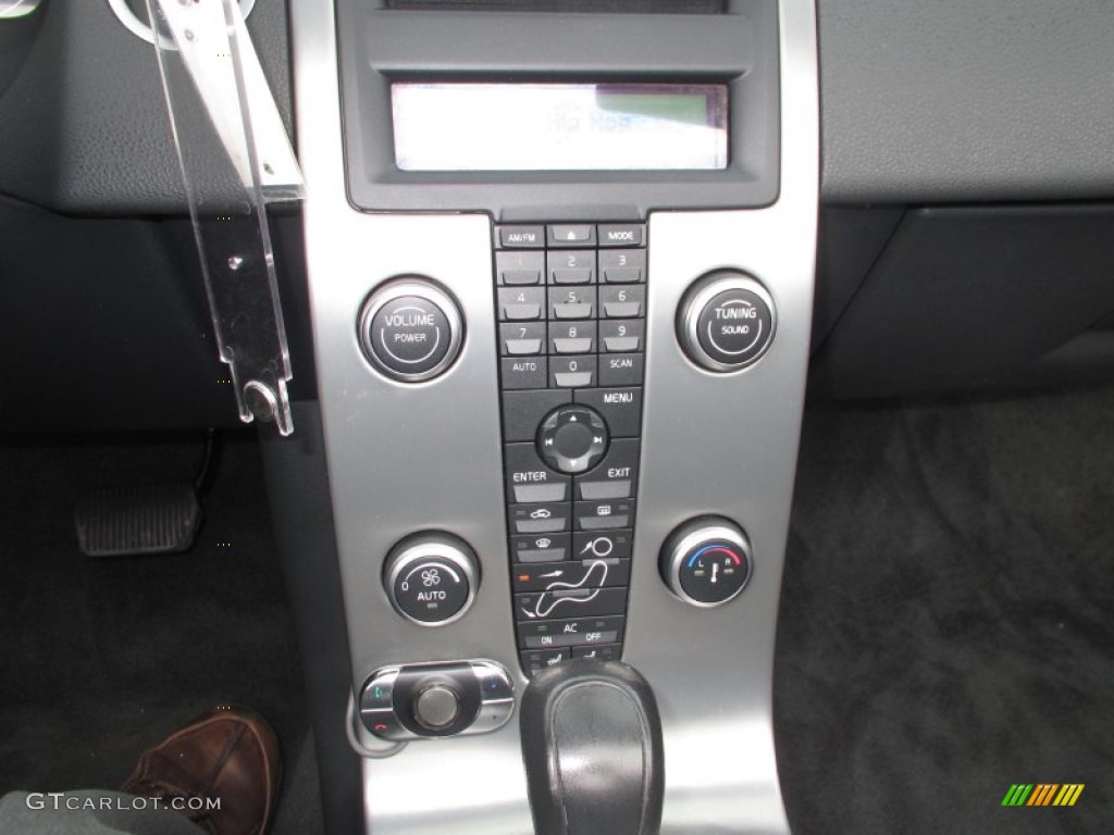 2008 C70 T5 - Solid Black / Offblack photo #12