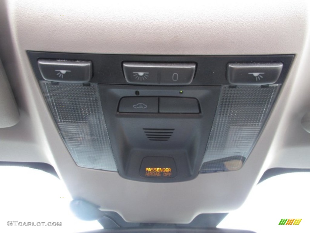 2008 C70 T5 - Solid Black / Offblack photo #14