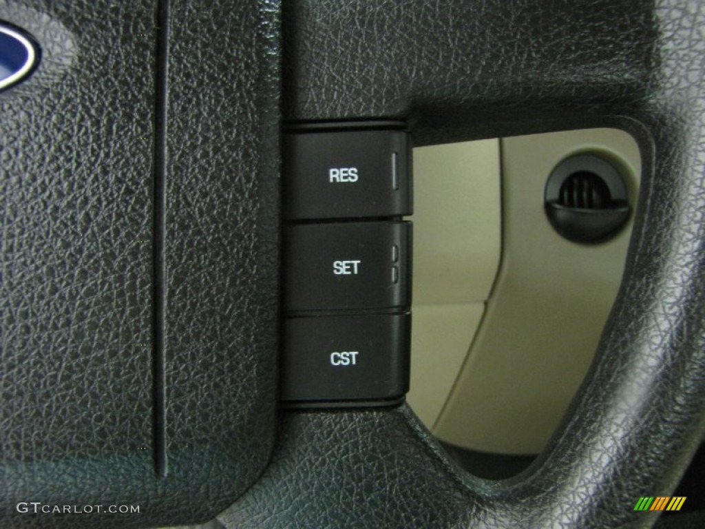 2006 F150 XL Regular Cab - Arizona Beige Metallic / Tan photo #16