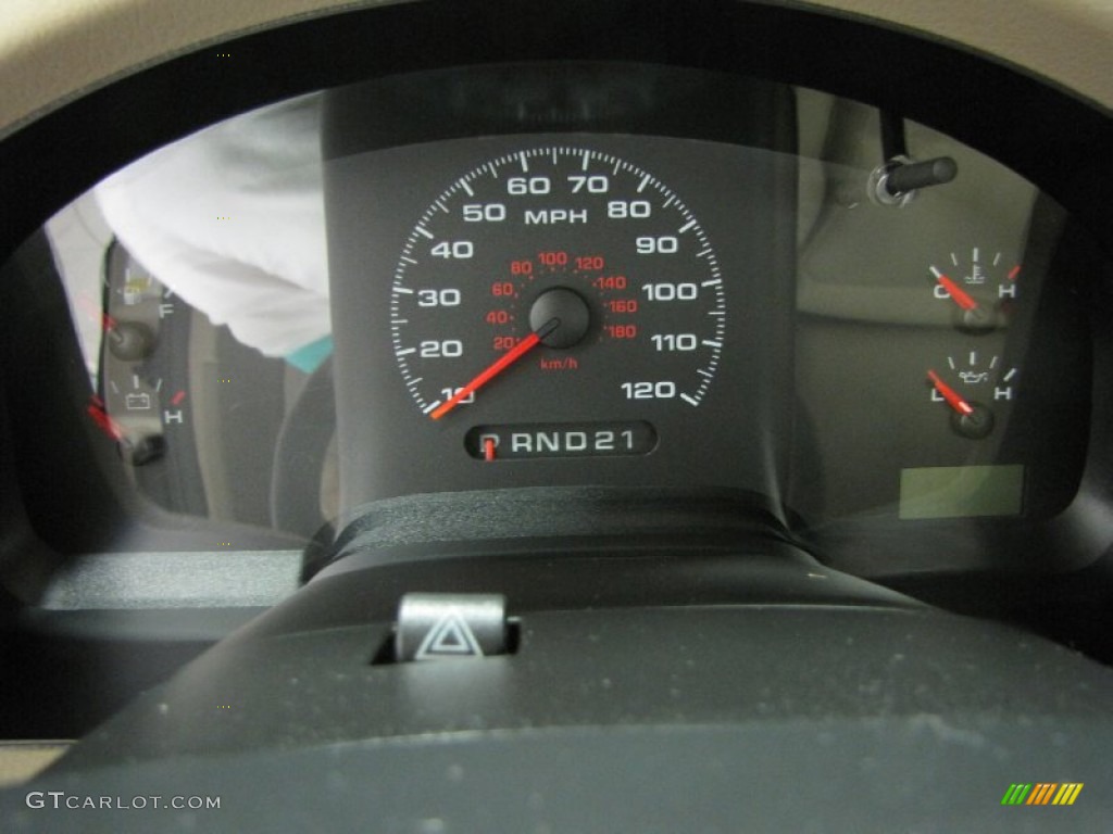 2006 F150 XL Regular Cab - Arizona Beige Metallic / Tan photo #18