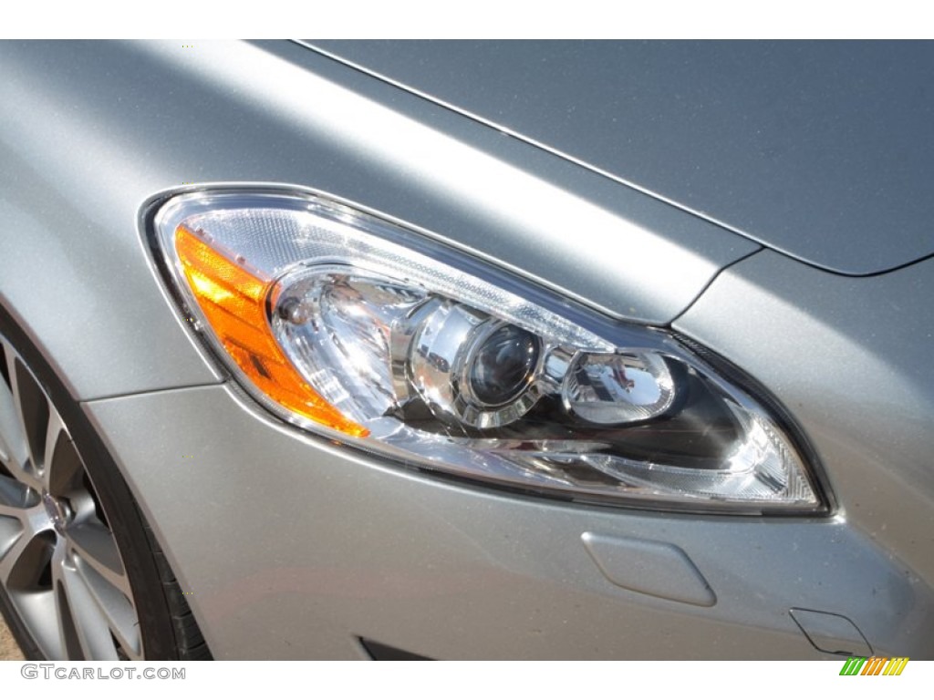 2011 C70 T5 - Electric Silver Metallic / Soverign Hide Off Black Leather/Off Black photo #16