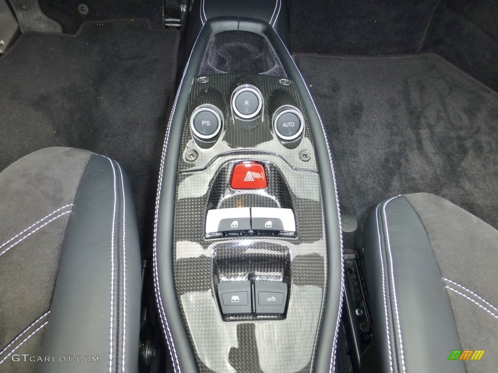 2012 Ferrari 458 Italia Controls Photo #81804285
