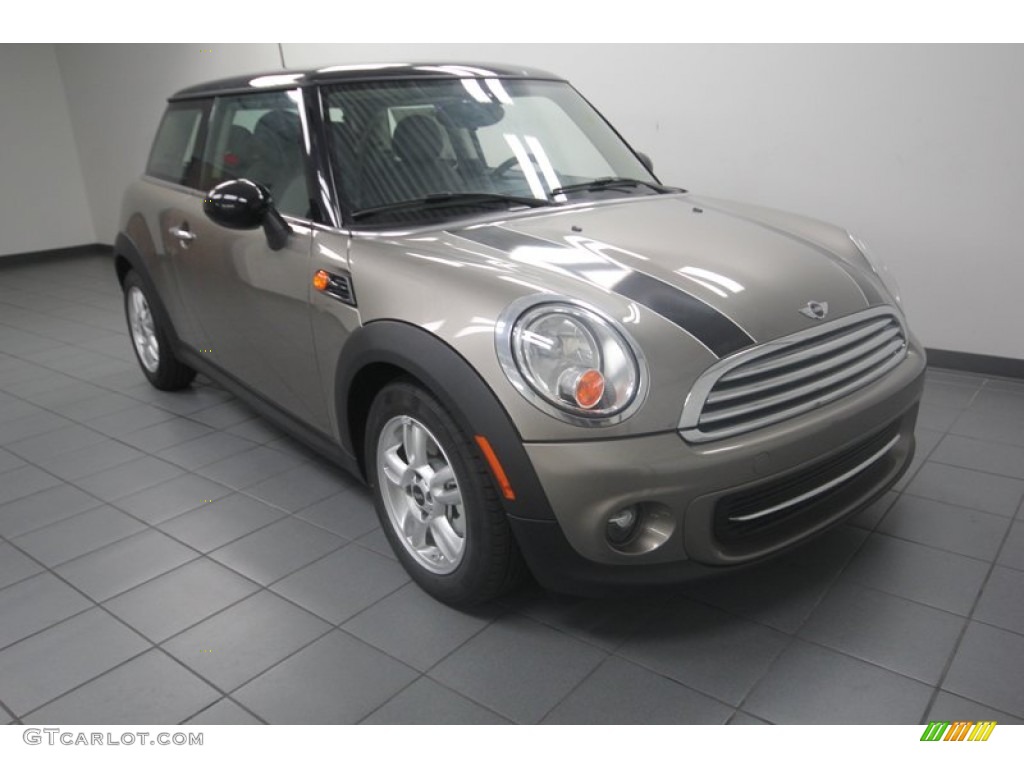 2013 Cooper Hardtop - Velvet Silver Metallic / Carbon Black photo #1