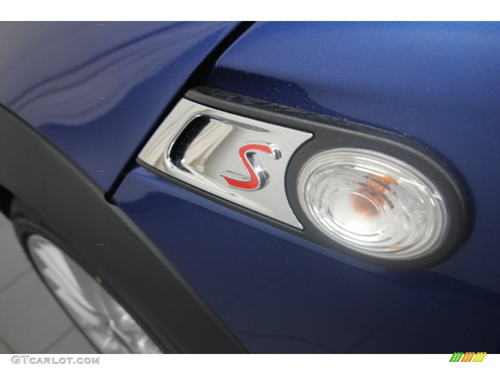 2013 Cooper S Hardtop - Lightning Blue Metallic / Carbon Black photo #27