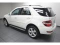 Arctic White - ML 350 Photo No. 5