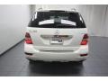 Arctic White - ML 350 Photo No. 12