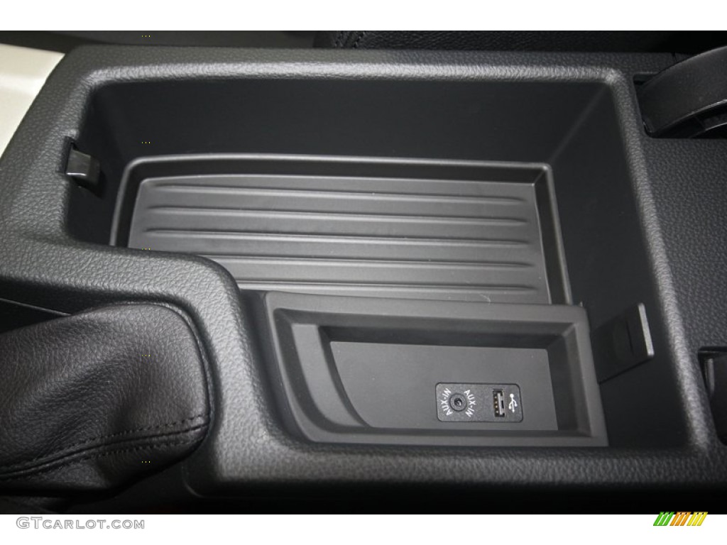 2013 3 Series 328i Sedan - Alpine White / Black photo #20