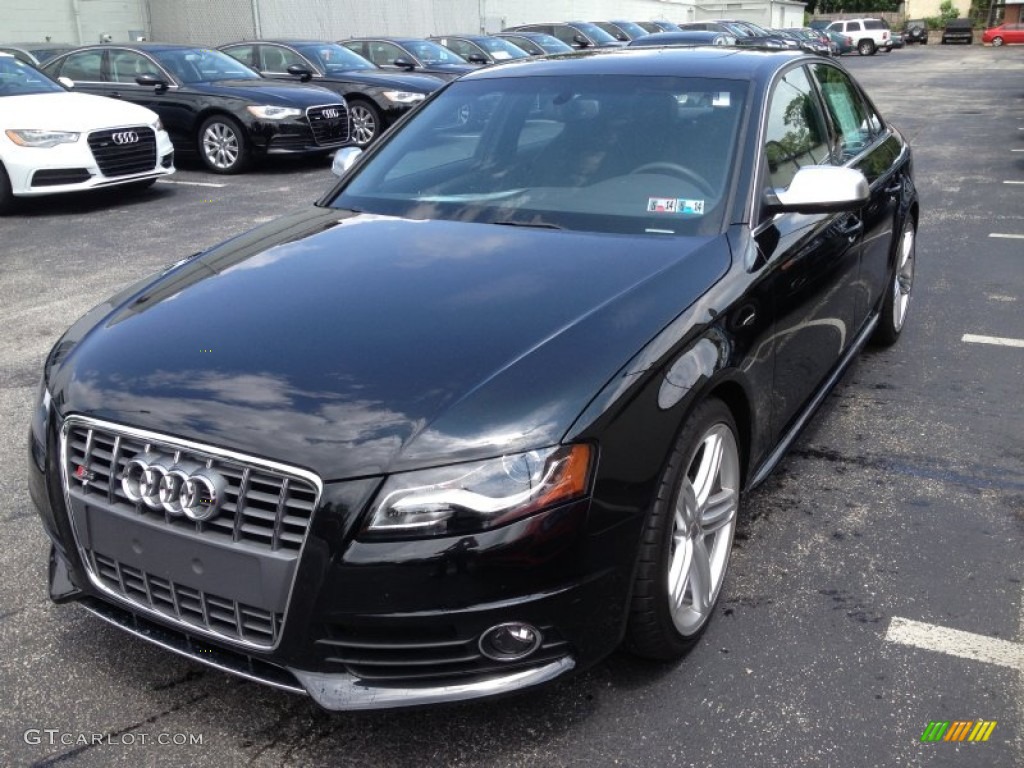 2012 S4 3.0T quattro Sedan - Phantom Black Pearl Effect / Black/Black photo #1