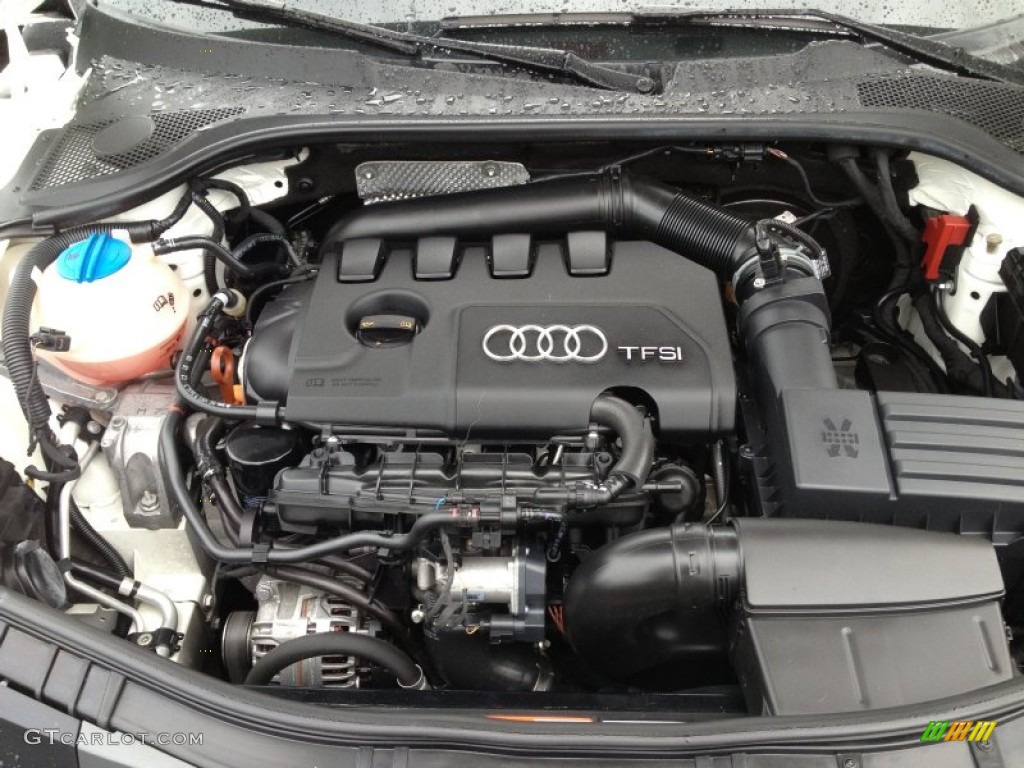 2010 Audi TT 2.0 TFSI quattro Coupe Engine Photos