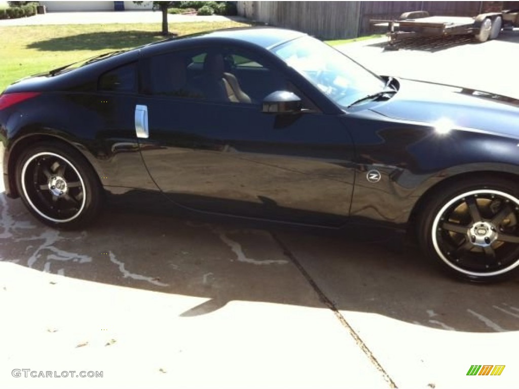 2008 350Z Coupe - Magnetic Black / Burnt Orange photo #1