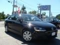 Black - Jetta SE Sedan Photo No. 1