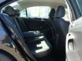Black - Jetta SE Sedan Photo No. 12