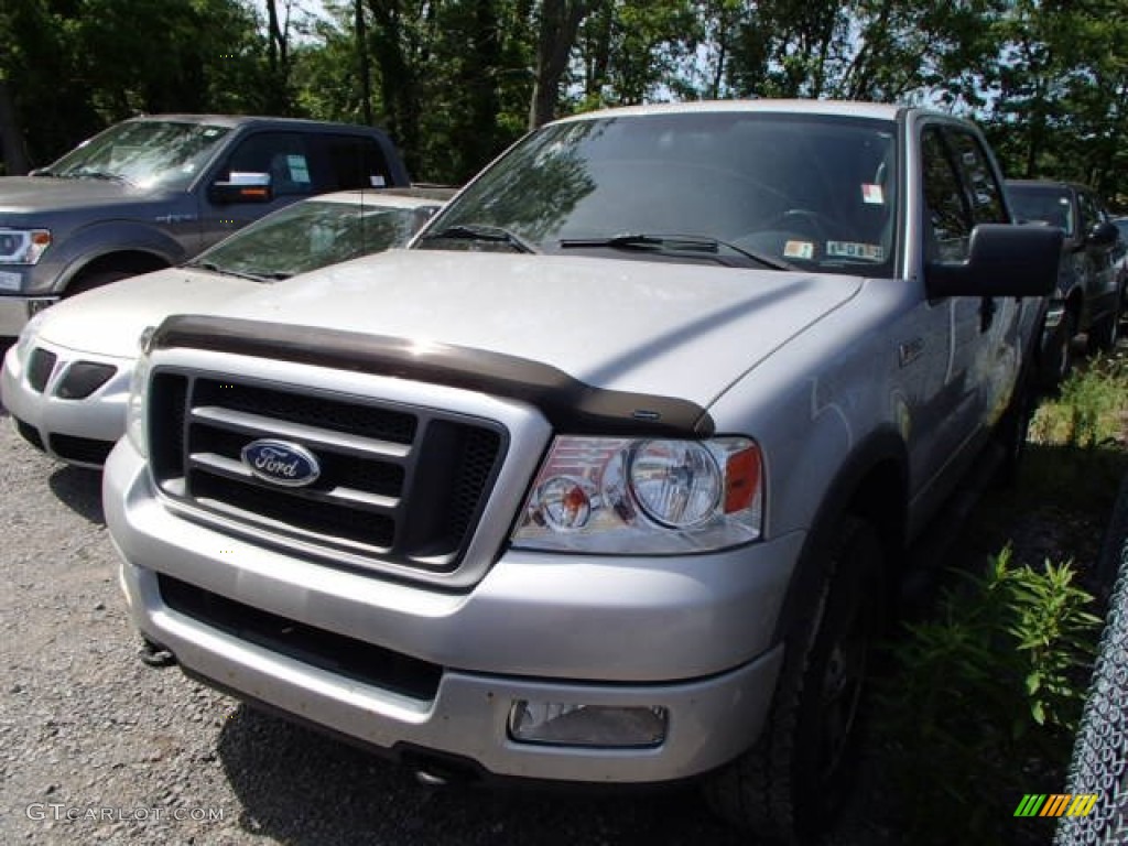 2004 F150 XLT SuperCrew 4x4 - Silver Metallic / Medium Graphite photo #3