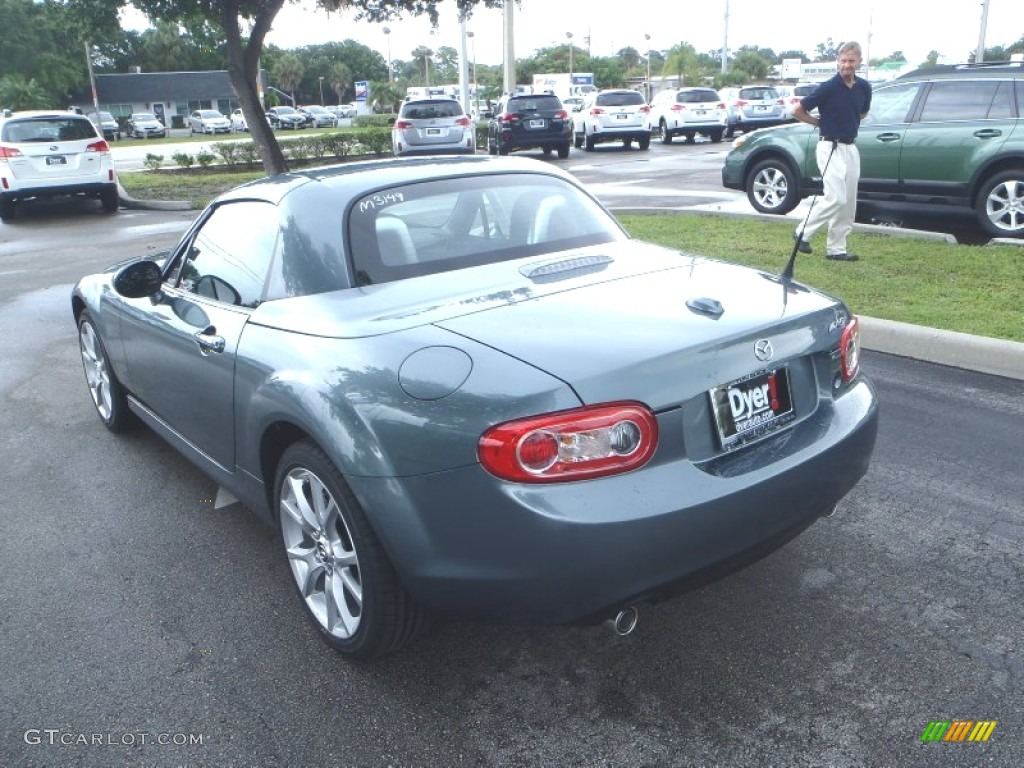 2013 MX-5 Miata Grand Touring Hard Top Roadster - Dolphin Gray Mica / Spicy Mocha photo #3