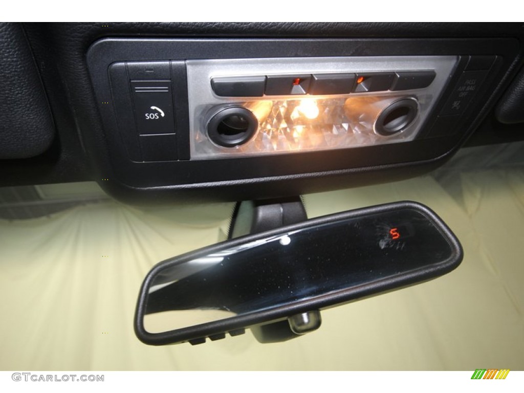 2012 BMW M3 Convertible Controls Photo #81815214
