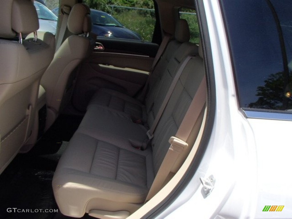 2014 Grand Cherokee Limited 4x4 - Bright White / New Zealand Black/Light Frost photo #13