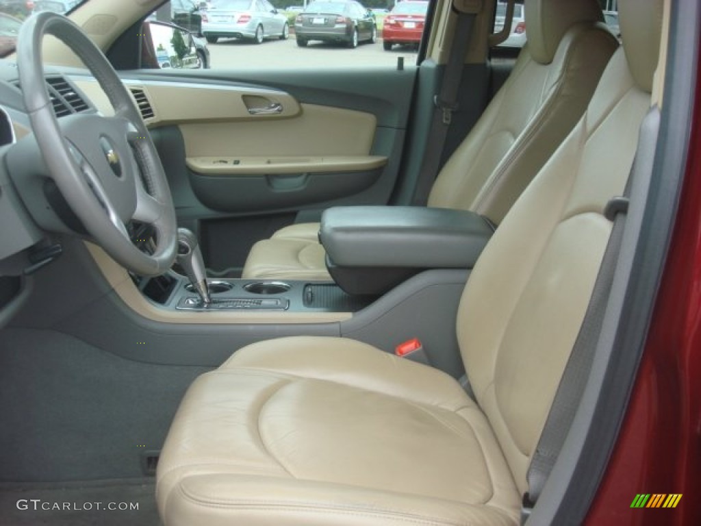 2009 Chevrolet Traverse LT Front Seat Photo #81815975