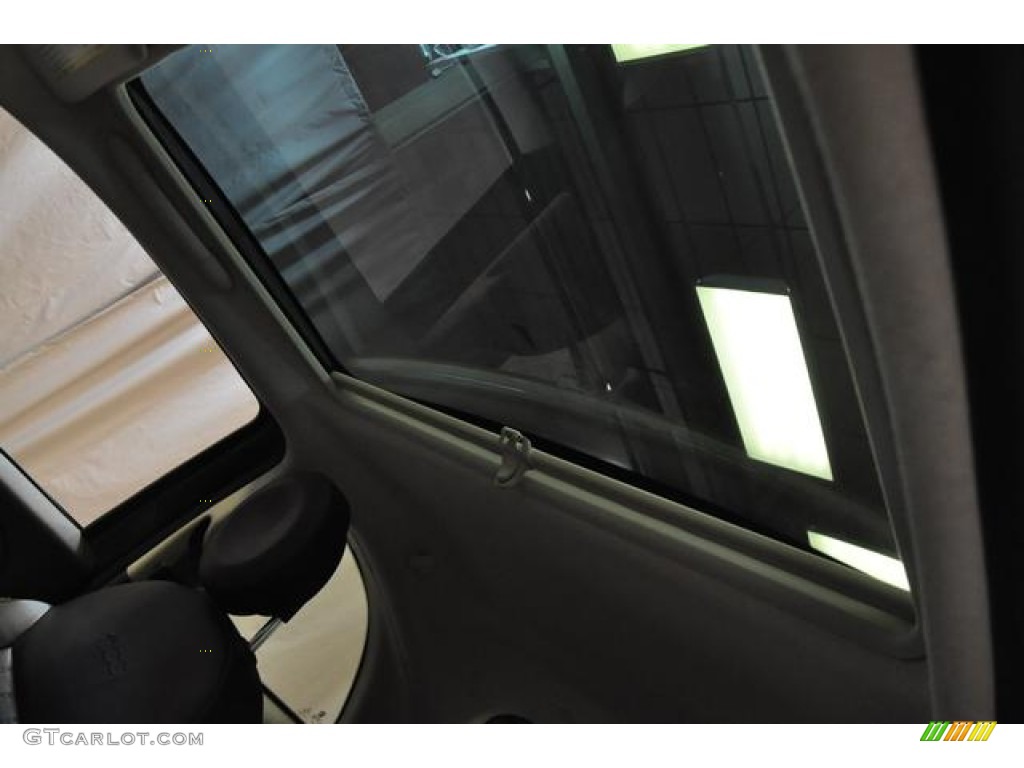 2013 500 Lounge - Verde Oliva (Olive Green) / Nero/Nero (Black/Black) photo #27