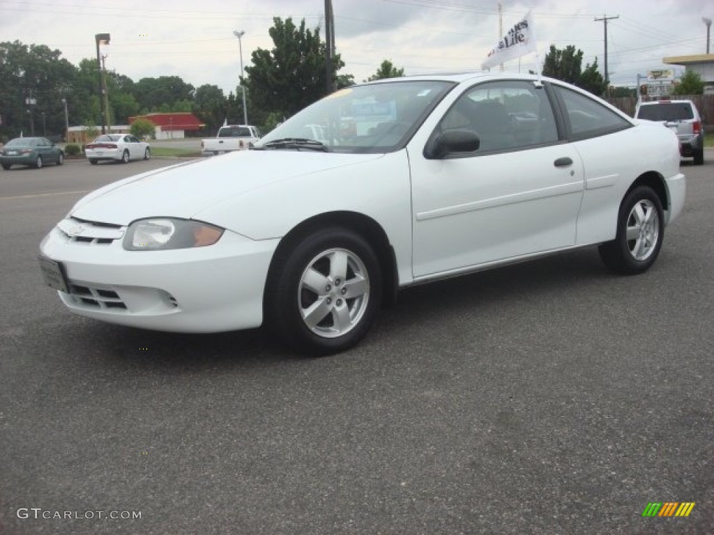 2004 Cavalier LS Coupe - Summit White / Graphite photo #2