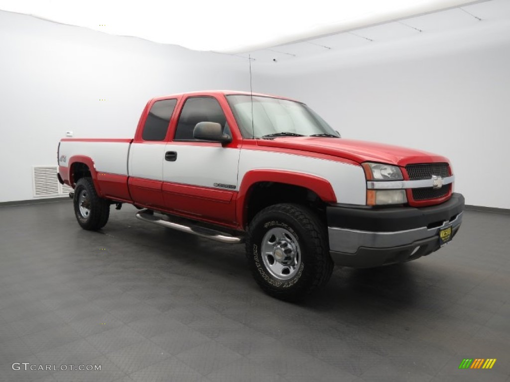 2003 Silverado 2500HD LS Extended Cab 4x4 - Victory Red / Dark Charcoal photo #2