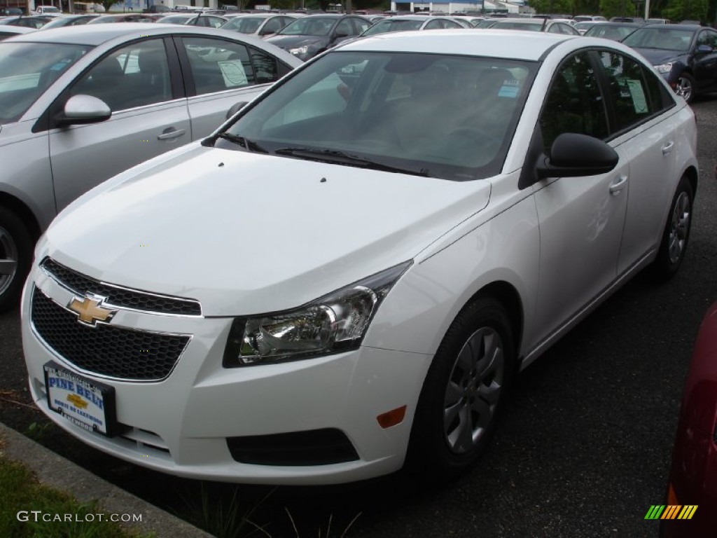 2013 Cruze LS - Summit White / Jet Black/Medium Titanium photo #1