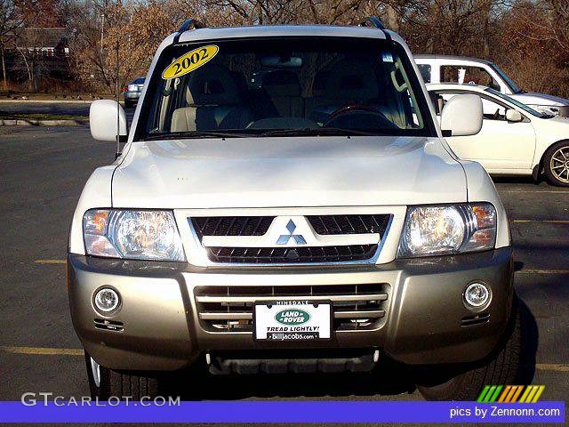 2003 Montero Limited 4x4 - Glacier White Pearl / Tan photo #25