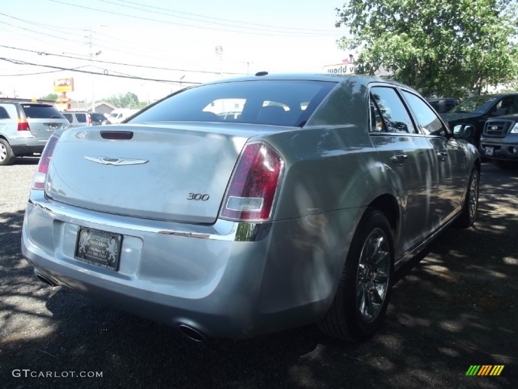 2012 300 Limited - Bright Silver Metallic / Black photo #4