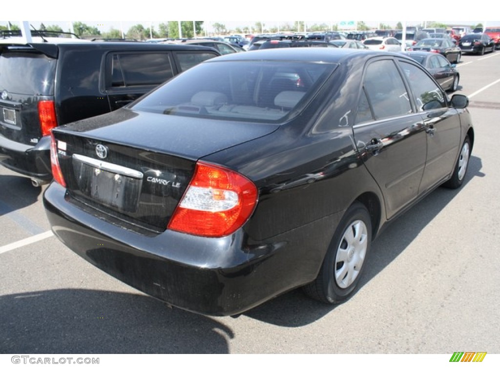 2004 Camry LE - Black / Stone photo #2