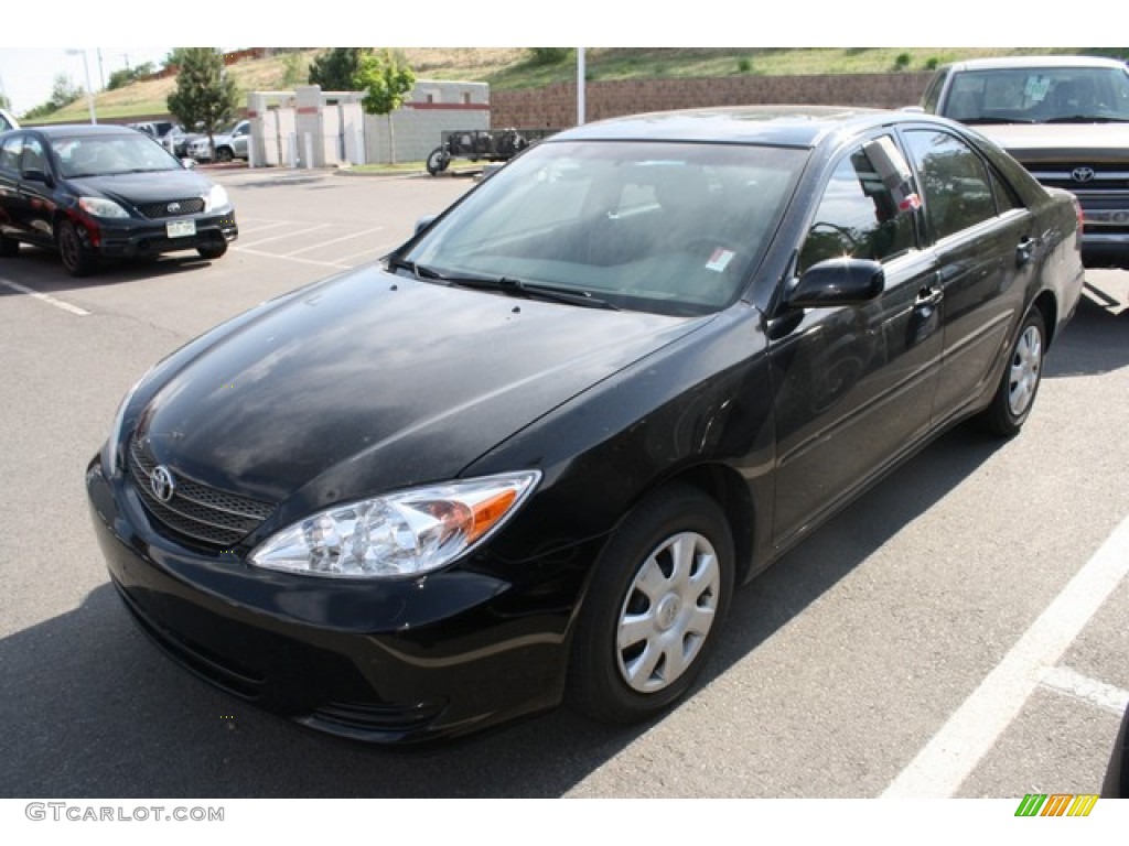 2004 Camry LE - Black / Stone photo #4