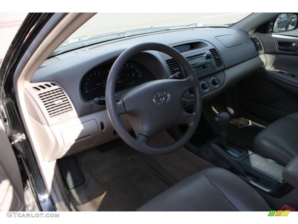 2004 Camry LE - Black / Stone photo #5