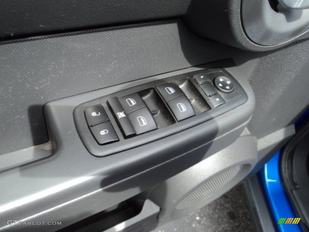 2007 Nitro SXT 4x4 - Electric Blue Pearl / Dark Slate Gray/Light Slate Gray photo #11