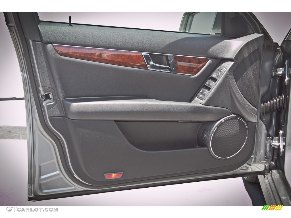2010 Mercedes-Benz C 300 Luxury Black Door Panel Photo #81833630