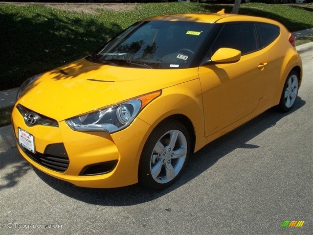 2013 Veloster  - 26.2 Yellow / Black photo #1