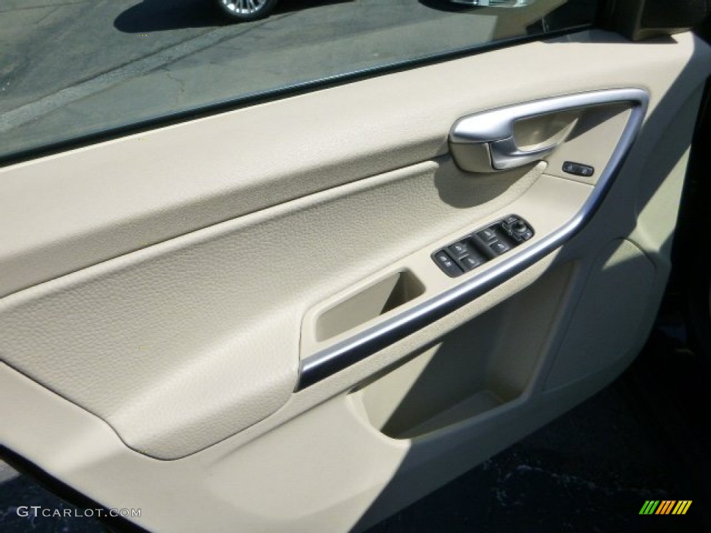 2011 XC60 T6 AWD - Barents Blue Metallic / Sandstone Beige photo #13
