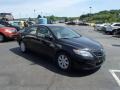 Black - Camry LE Photo No. 3